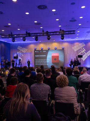 ax 4 in poland 3 education
