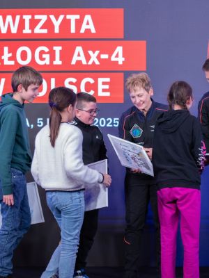 ax 4 in poland 3 education
