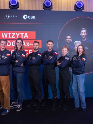 ax 4 in poland 3 education