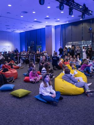 ax 4 in poland 3 education