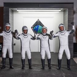 ax4 spacex walkout dsc2188